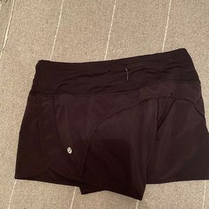 Size 4 Lululemon shorts